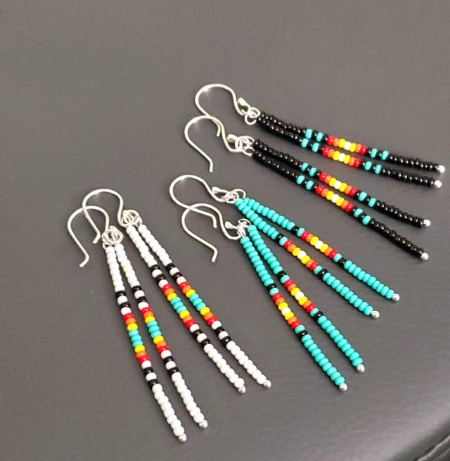 NEITH NYER Iridescent/Plastic Earrings – L'Oeuvre